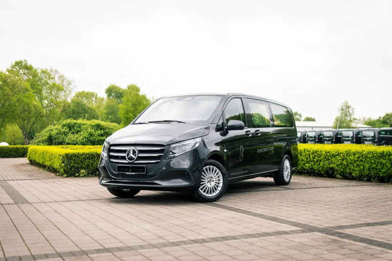 Mercedes / Volkswagen Standart, kuljetus Kemer – (AYT) Antalyan lentokenttä